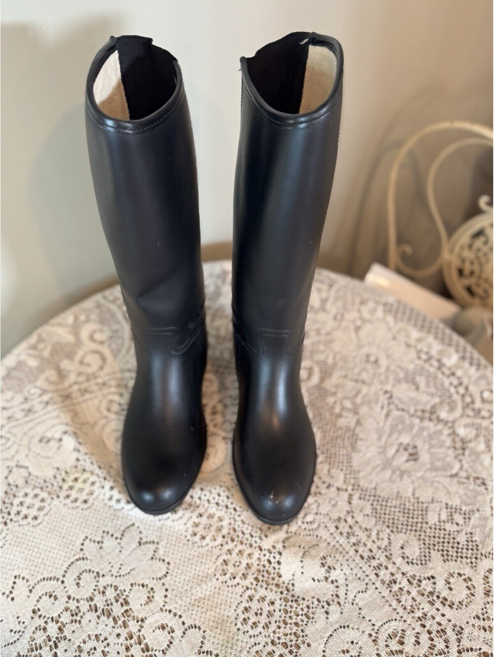 Dav Womens Black Waterproof Round Toe Rain Boots Size 5/EU35